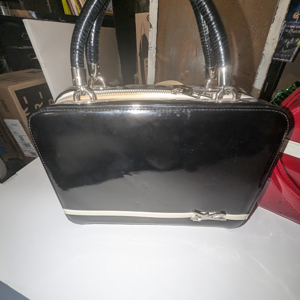 RARE Pin up Girl Clothing Black Patent Leather Flight Bag